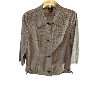 COPY - R.Q.T. BLACK WHITE TOP JACKET SIZE LARGE  3/4 SLEEVES BUTTON FRONT